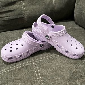 Crocs Lavendar size 6J